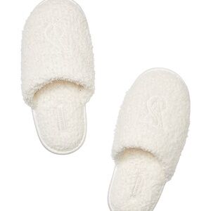 Victoria’s Secret Closed-Toe Chenille Slippers
